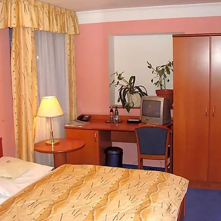 Wellness Anna Szálloda 3*