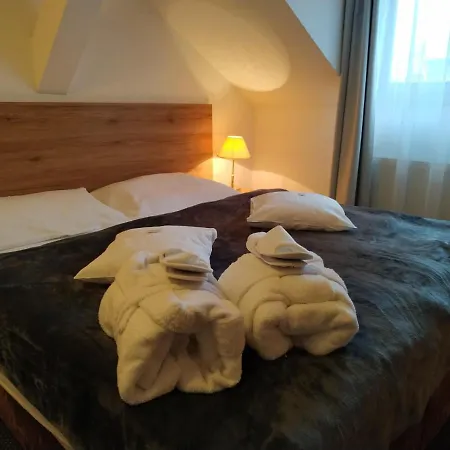 Wellness Anna Hotell 3*